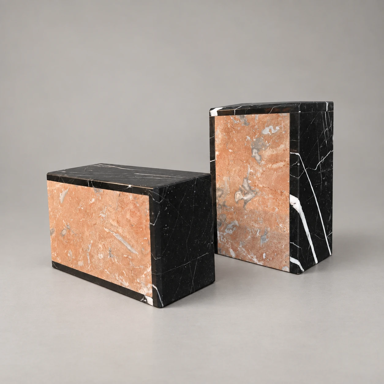 Pair of Italian Art Deco-Style Polychrome Marble Bookends, 1970s–1980s - Image 7