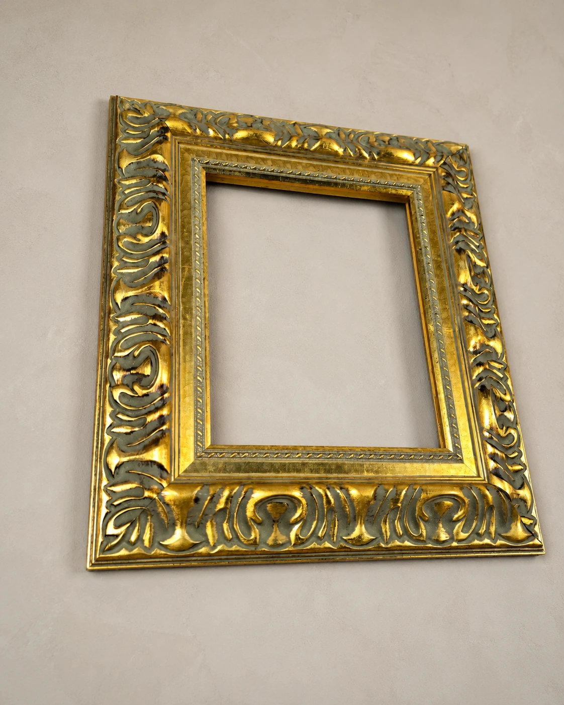 Classical-Style Gilt Frame - Antique Gold Finish - Image 3