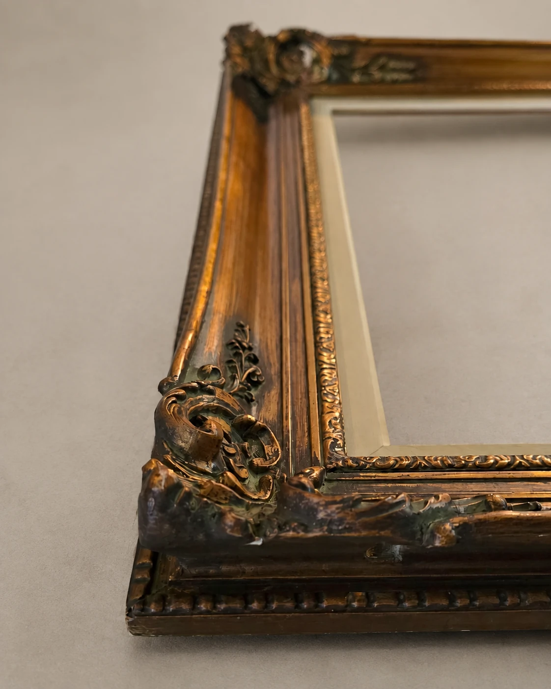 Vintage Louis XV Style Gilt Frame – 1970s - Image 4
