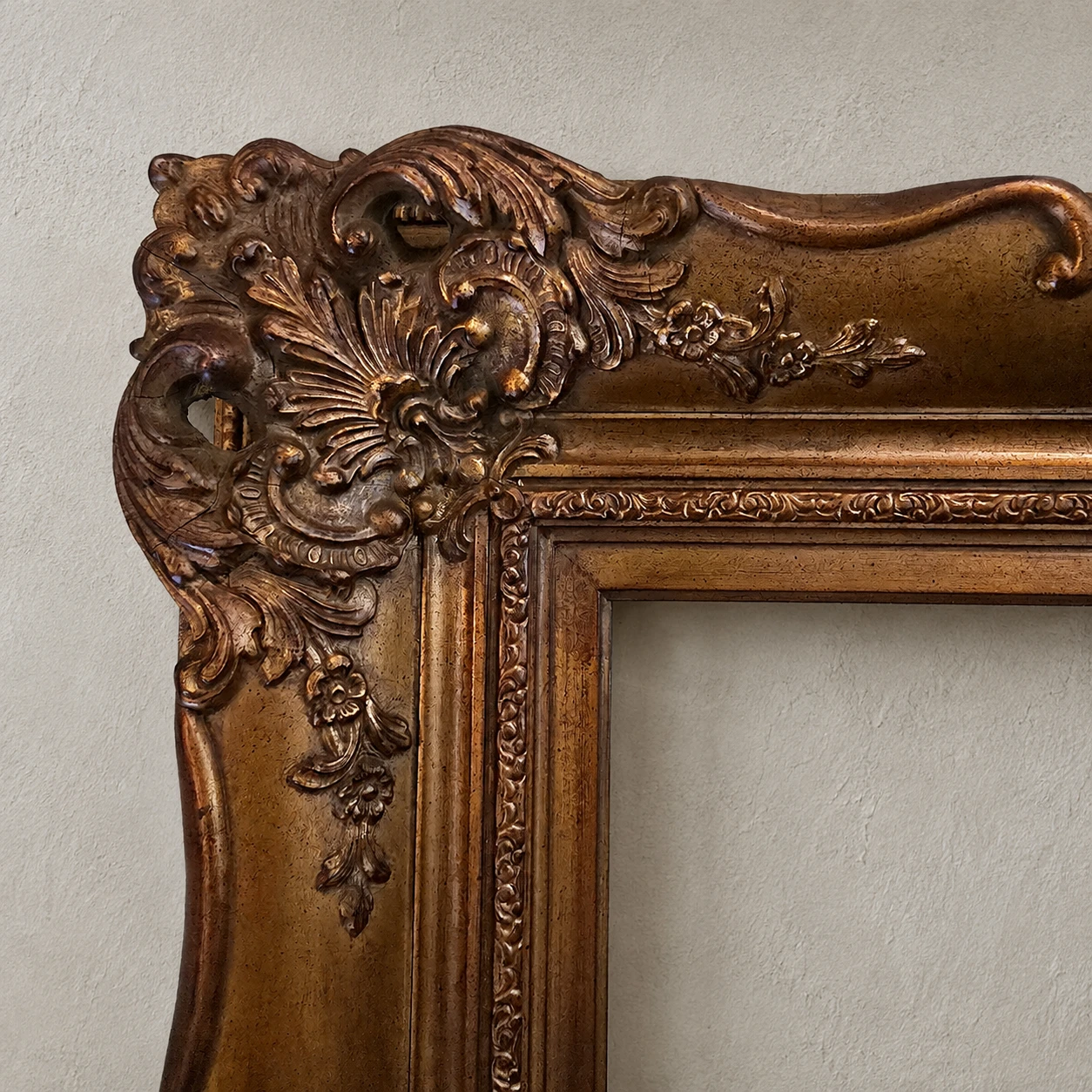 Vintage Louis XV Style Open-Corner Frame – Copper Finish - Image 3