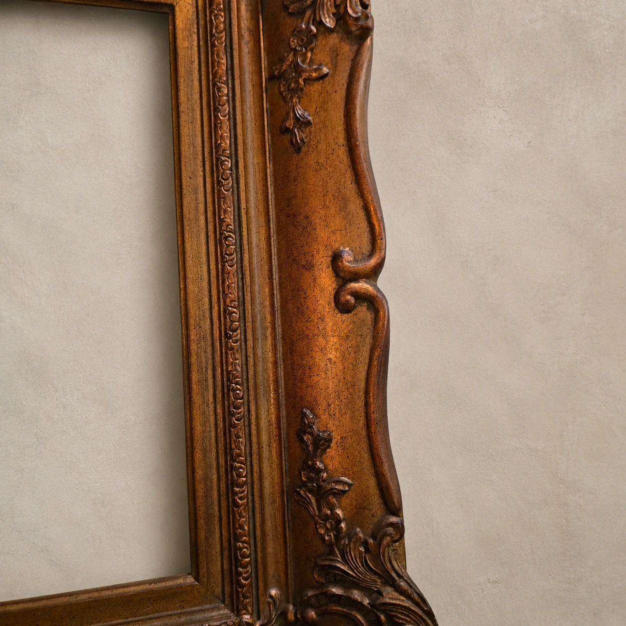 Vintage Louis XV Style Open-Corner Frame – Copper Finish - Image 4