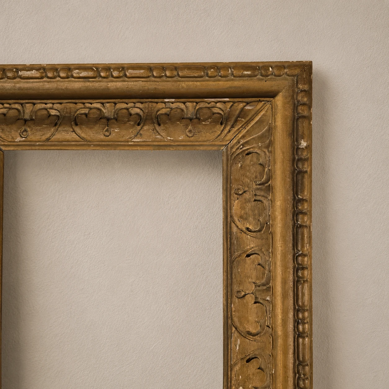 Late 19th-Century Renaissance Revival Giltwood Frame - Image 4
