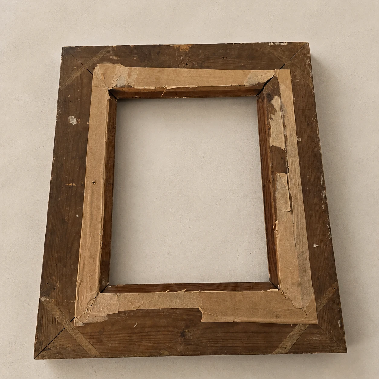 Late 19th-Century Renaissance Revival Giltwood Frame - Image 7