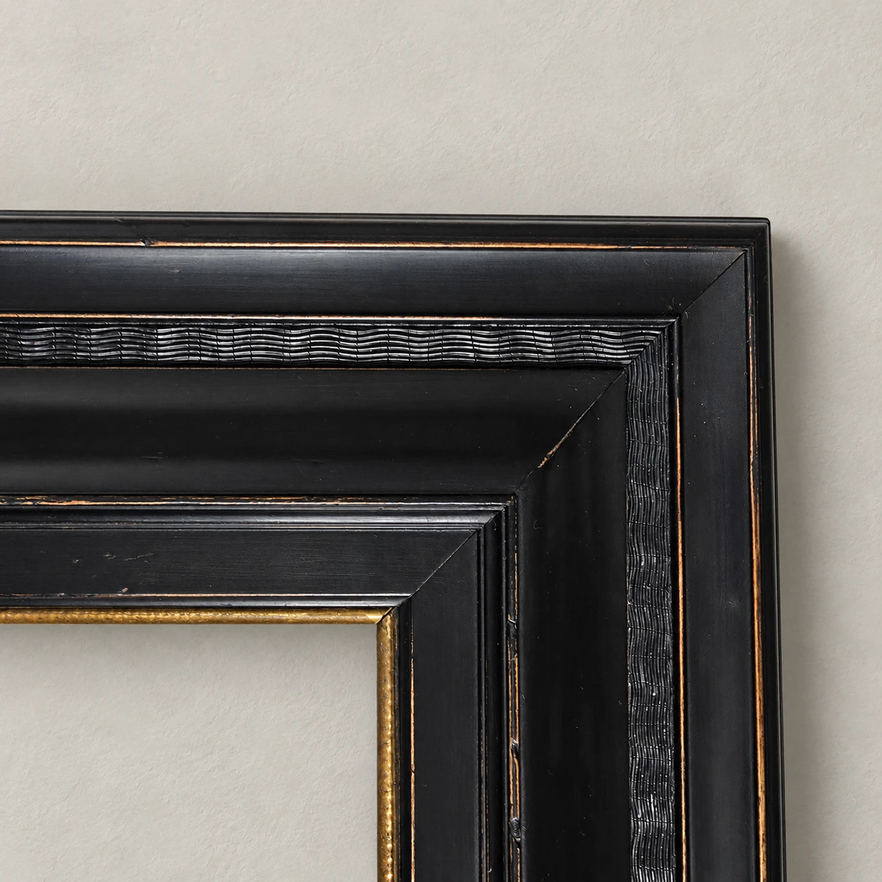 19th-Century Ebonised Wooden Frame - Image 7
