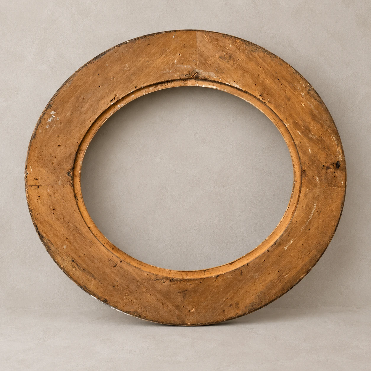 Late 19th-Century Oval Gilded Frame in the Barbizon Style - Image 8